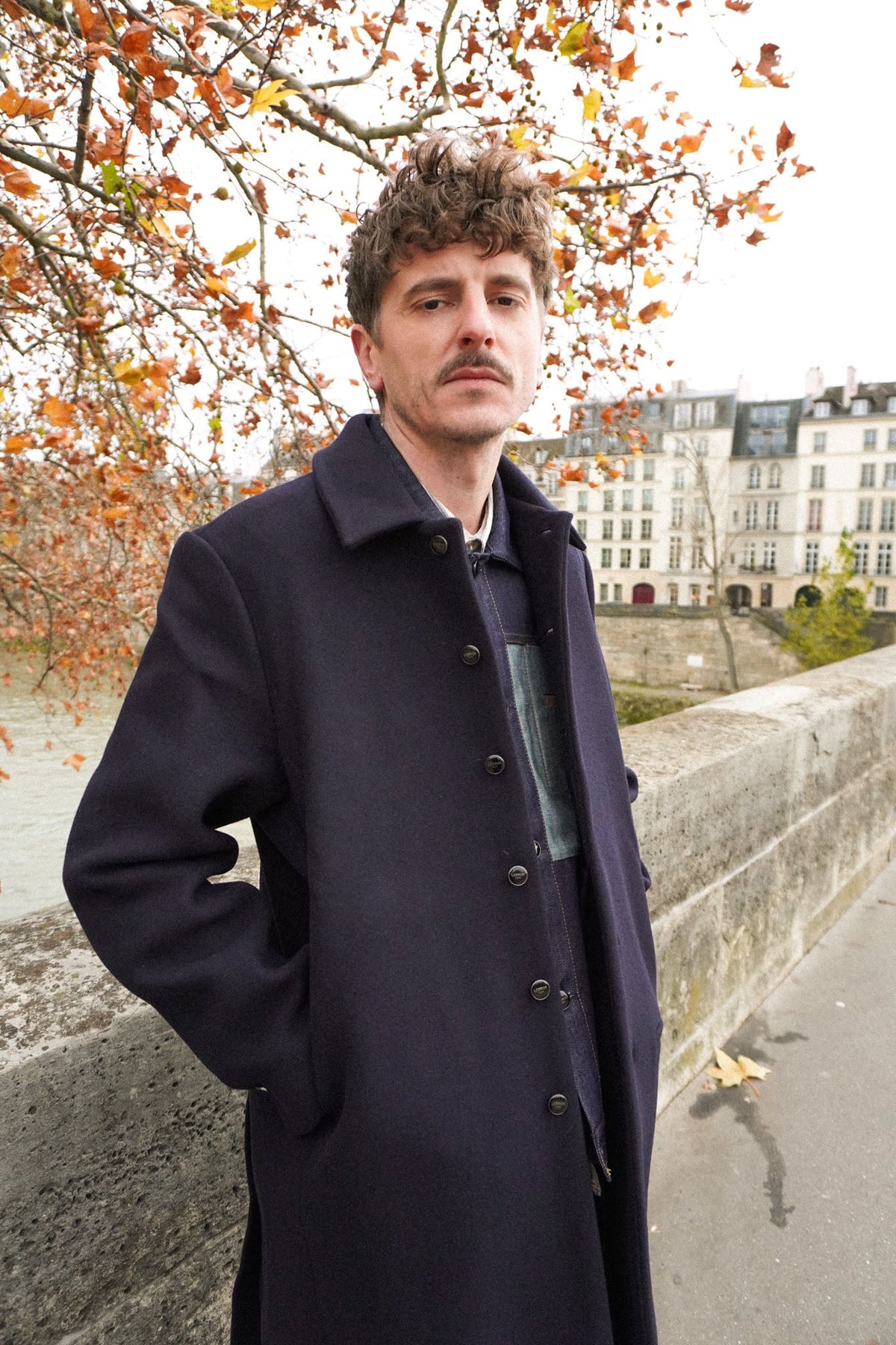 남성용 블루 울 미니멀 롱코트, Lebrun Paris, Made in France