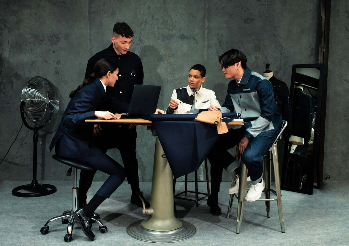 남성용 네이비 블루 코튼 워커 재킷, Lebrun Paris, Made in France